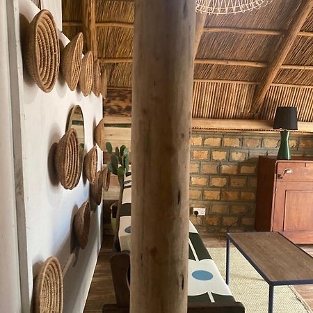 Mabamba Lodge Wakiso Buitenkant foto