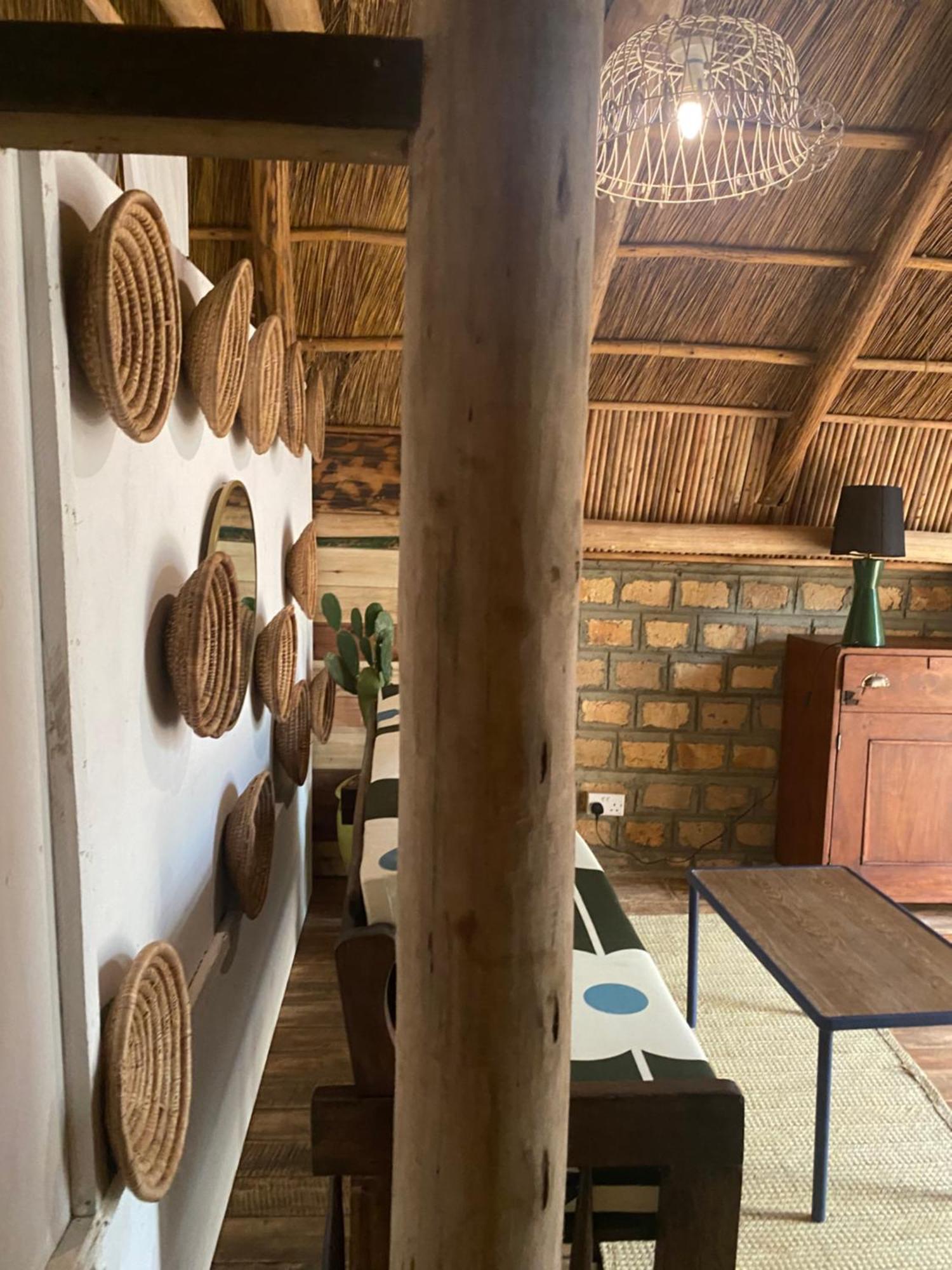 Mabamba Lodge Wakiso Buitenkant foto